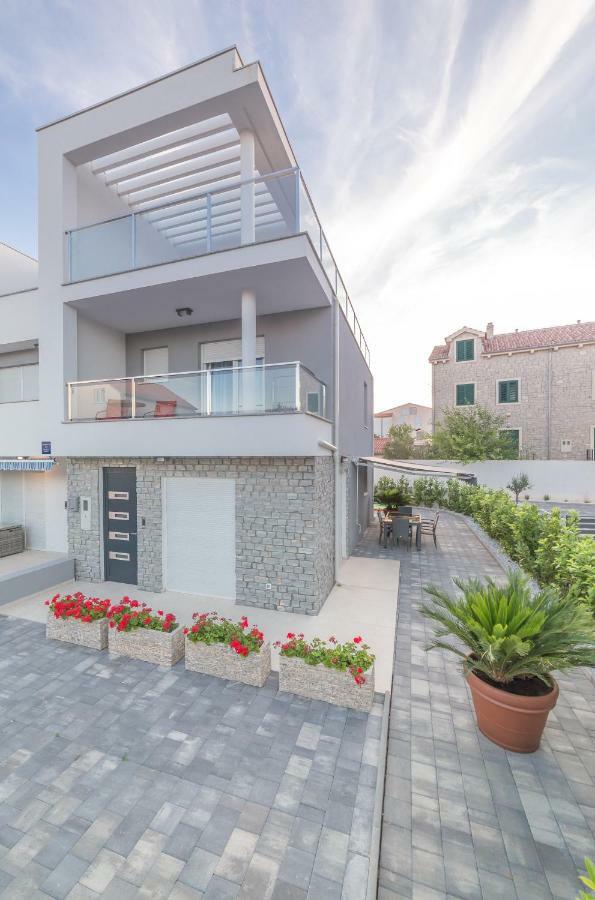 Kuca Buzov - Holiday House In Croatia スリマ エクステリア 写真